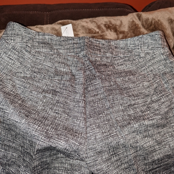 Pants - Picture 5 of 5